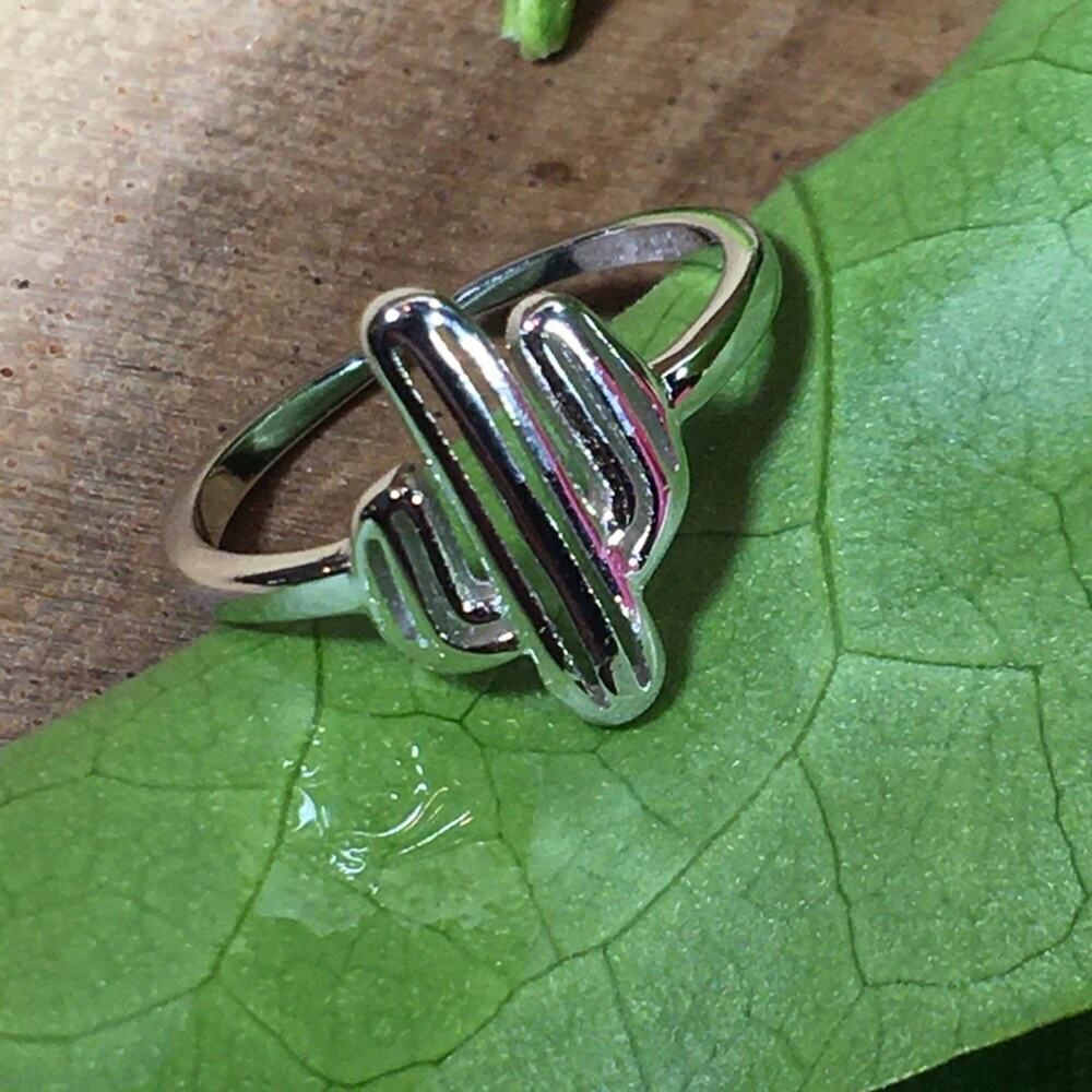 925 Sterling Silver Cactus Toe Ring